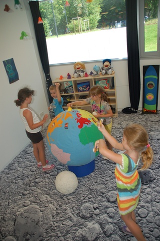 The World’s First UNAWE Educational Playroom